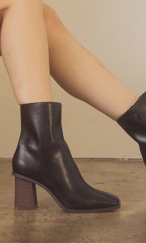 VERA Square Toe Ankle Boots