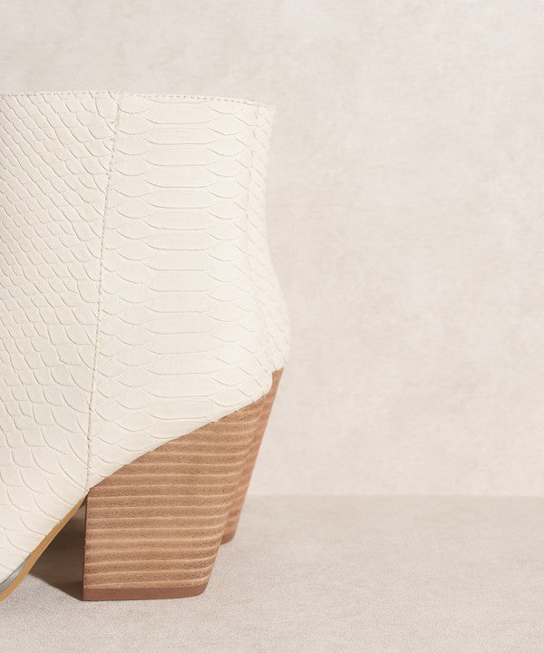 SONIA Western Ankle Boots