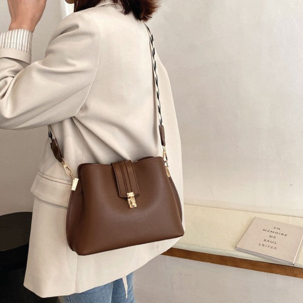 PILAR Shoulder Bag