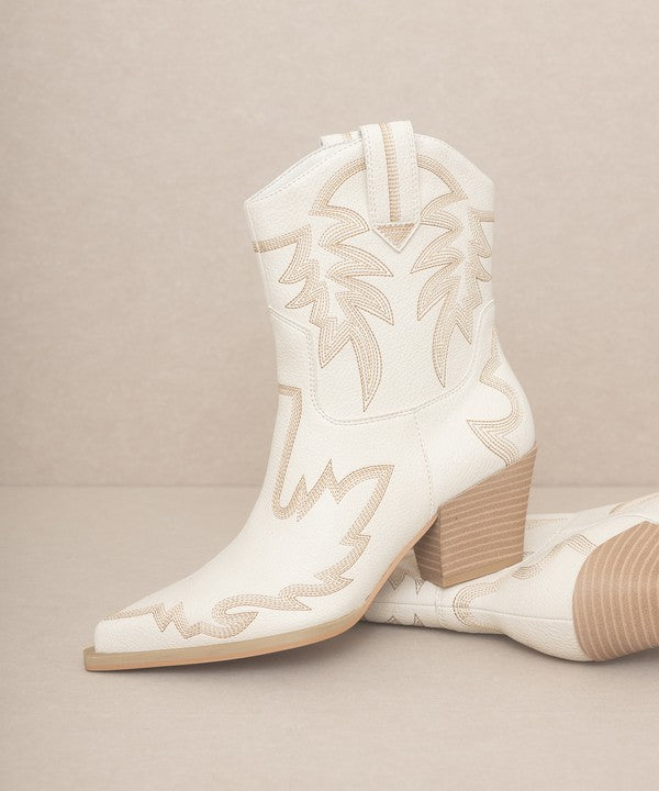 NANTES Embroidered Cowboy Boots