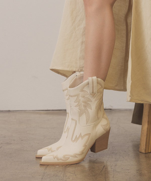 NANTES Embroidered Cowboy Boots