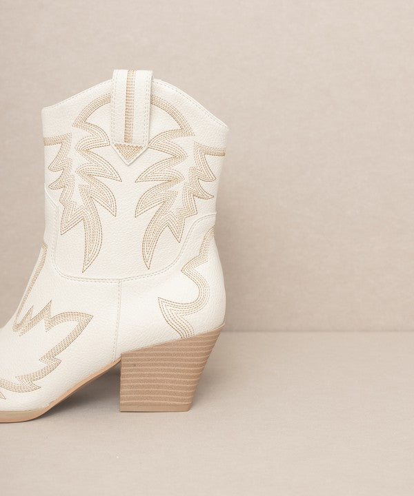 NANTES Embroidered Cowboy Boots