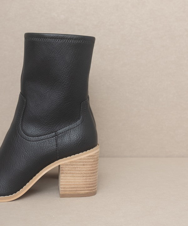 VIENNA Sleek Ankle Hugging Booties