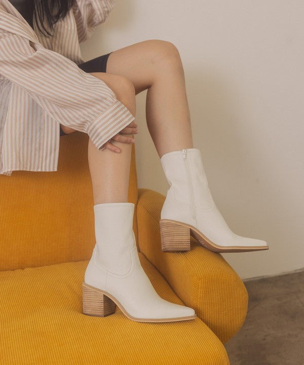 VIENNA Sleek Ankle Hugging Booties