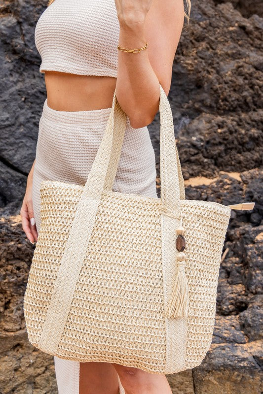 IZOLA Woven Straw Tote