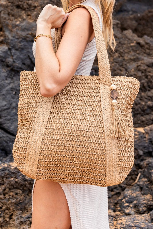 IZOLA Woven Straw Tote